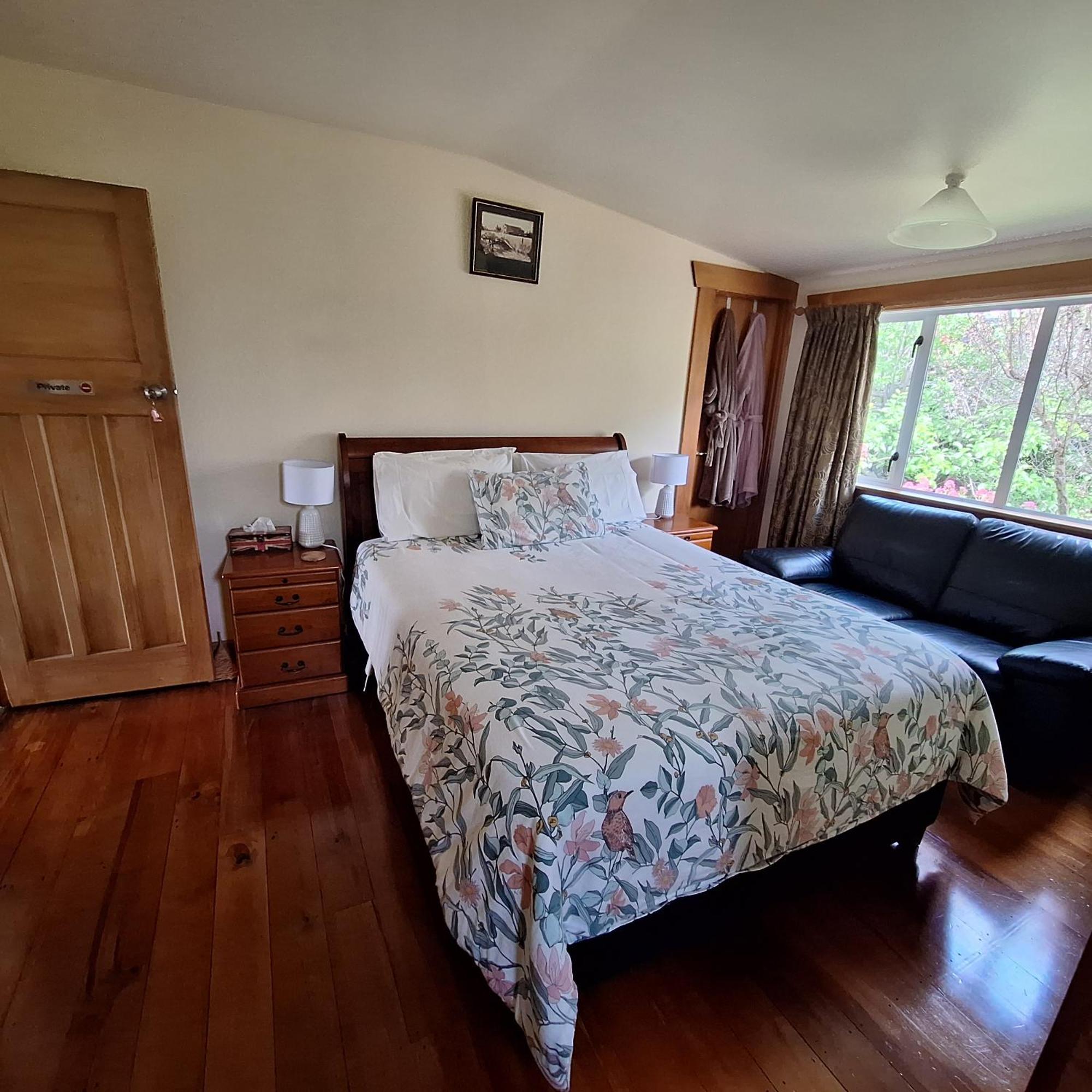 Olde Mill House B&B & Bike2Wine Cycle Hire Renwick Buitenkant foto