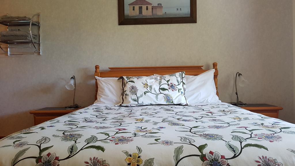 Olde Mill House B&B & Bike2Wine Cycle Hire Renwick Buitenkant foto