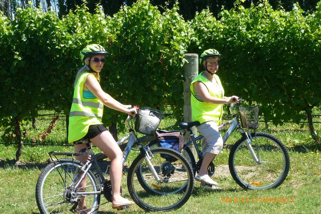 Olde Mill House B&B & Bike2Wine Cycle Hire Renwick Buitenkant foto