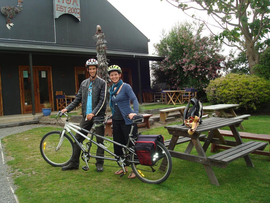 Olde Mill House B&B & Bike2Wine Cycle Hire Renwick Buitenkant foto