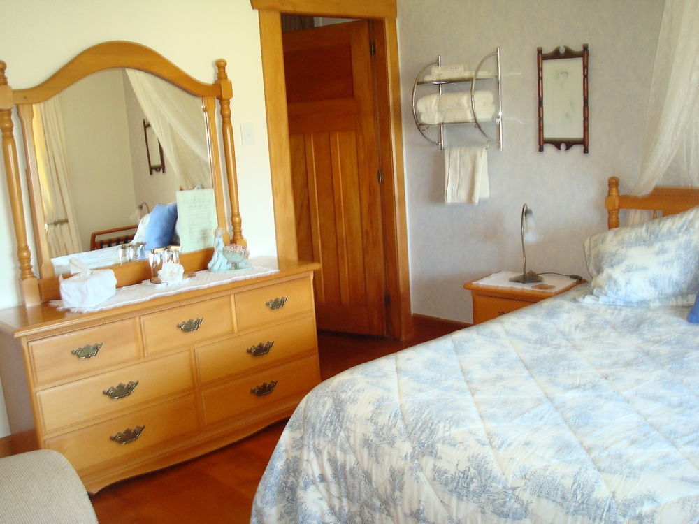 Olde Mill House B&B & Bike2Wine Cycle Hire Renwick Buitenkant foto