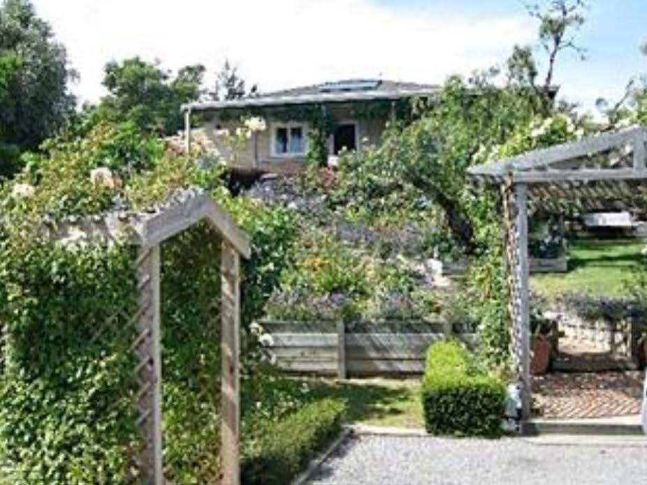 Olde Mill House B&B & Bike2Wine Cycle Hire Renwick Buitenkant foto