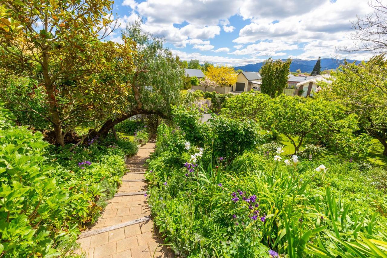 Olde Mill House B&B & Bike2Wine Cycle Hire Renwick Buitenkant foto